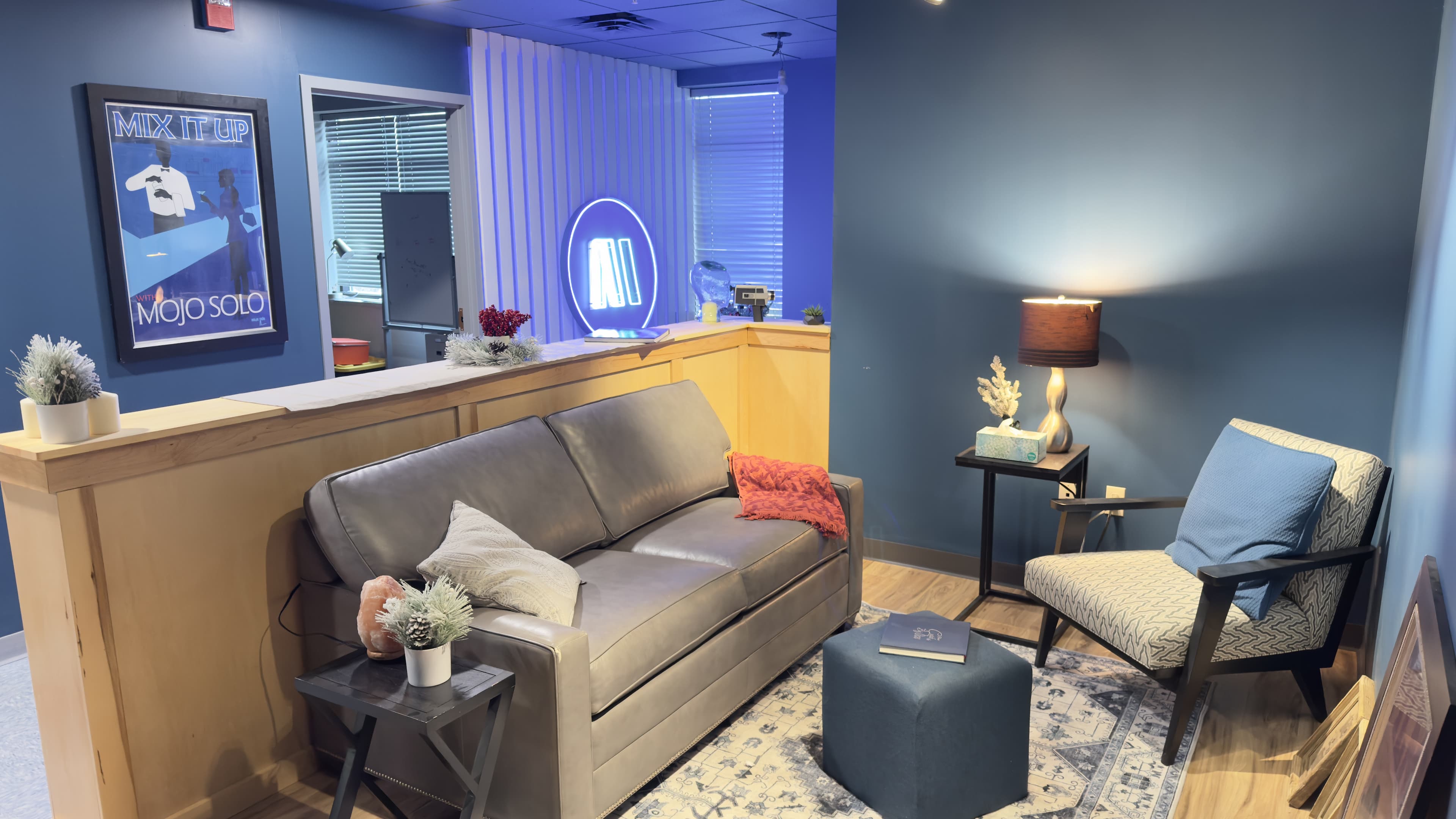 MojoSolo Office Space